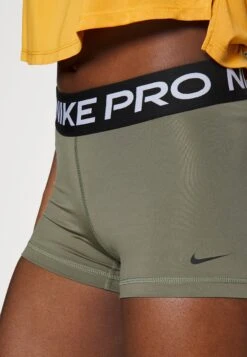Nike Performance 365 Short - Collants - Medium Olive/Black -Magasin Général De Mode 526be3508b9d454da855cfec0c6f0791