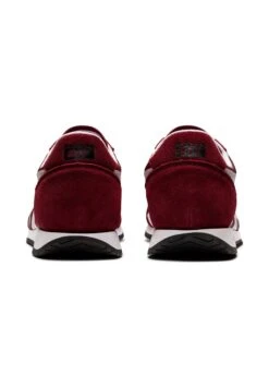 Onitsuka Tiger New York - Baskets Basses - Beet Juice White -Magasin Général De Mode 535ff9462e3a455fb7d3a32ead90223a