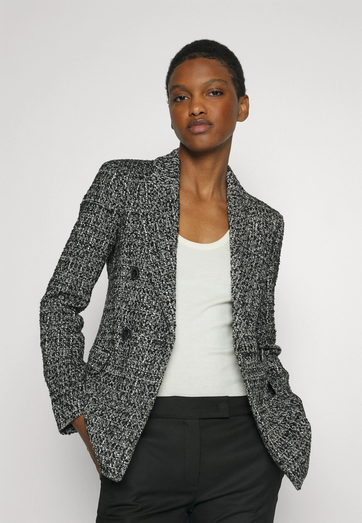 MAX & Co. Merlino - Blazer - Black 6 MAX & Co. Merlino - Blazer - Black – Image 4