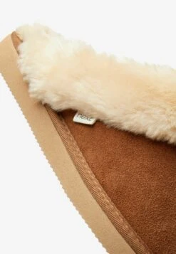 Next Chaussons - Brown -Magasin Général De Mode 5960d663d516446992c15022b33c5c1d