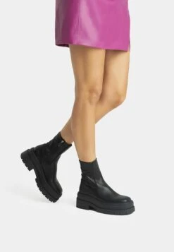 BERSHKA Bottines À Plateau - Black