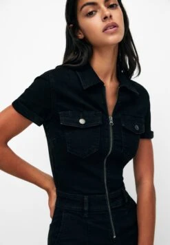 PULL & BEAR Combinaison - Black -Magasin Général De Mode 5a682763042a4678a328dc2cc4c0c1b3