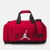 Jordan Sac De Sport - Gym Red 1 Jordan Sac De Sport - Gym Red -Magasin Général De Mode 5ae1c011f1f848b1b428396acc67265a