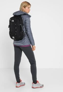 Borealis Classic Unisex - Sac À Dos - The North Face Black/Asphalt Grey 15 Borealis Classic Unisex - Sac À Dos - The North Face Black/Asphalt Grey -Magasin Général De Mode 5c2948b37d204ecaba07f9c701017180