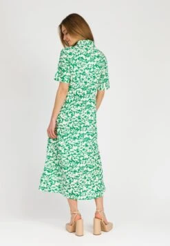 Ovie Printed - Robe Chemise - Xenia Vert -Magasin Général De Mode 5d42f8811e4d45e79bab6492e805097d