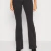 WEEKDAY Flame Low - Jean Flare - Black Lux -Magasin Général De Mode 606e92ba8bcc493ca3438ec3a138ee54