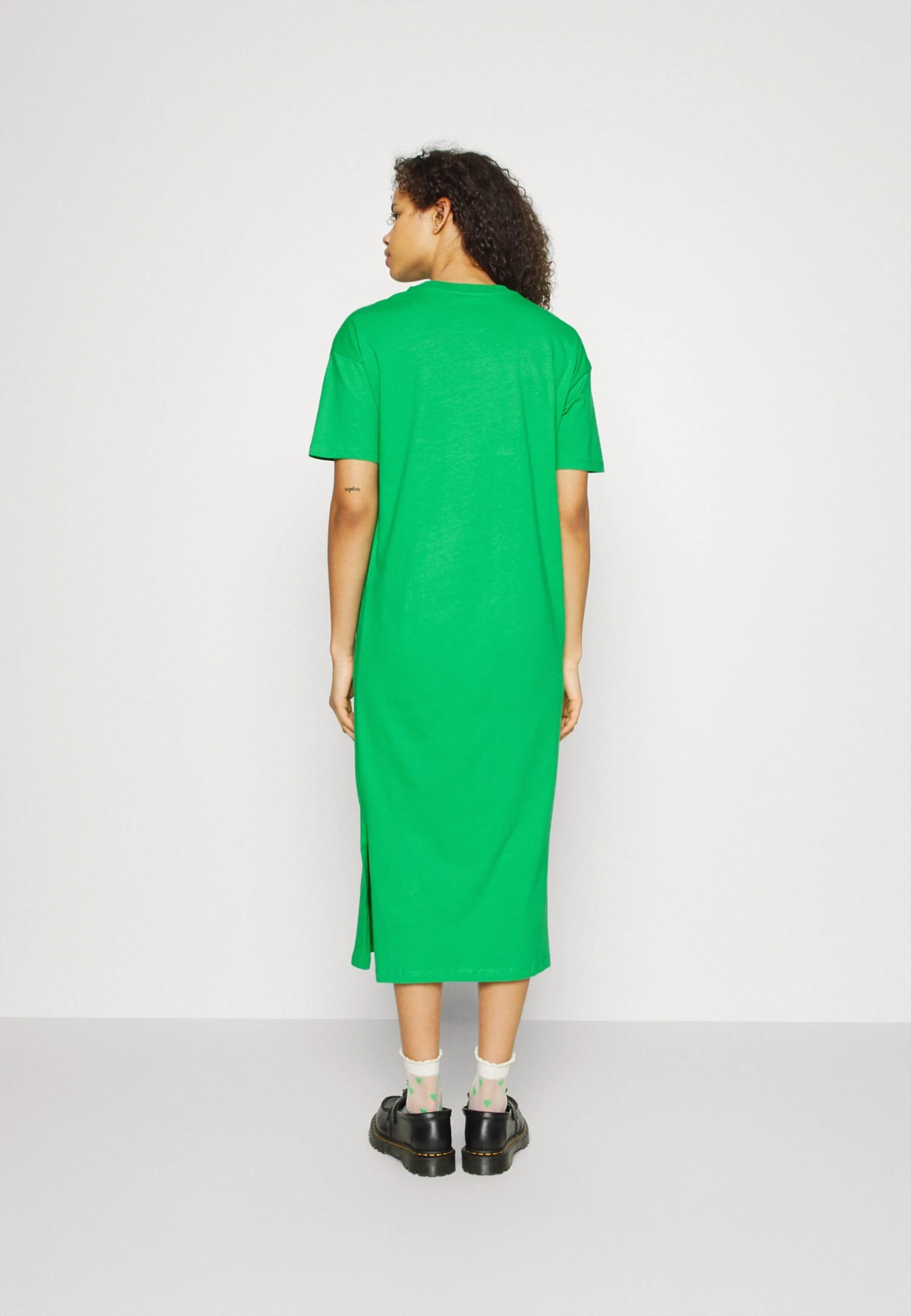 Vero Moda Tall Vmmolly Calf Dress - Robe En Jersey - Bright Green 5 Vero Moda Tall Vmmolly Calf Dress - Robe En Jersey - Bright Green – Image 3