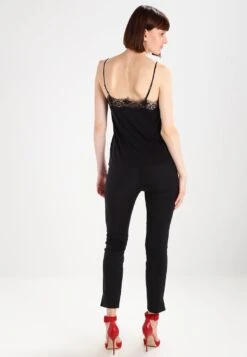 SAMSØE SAMSØE Blouse - Black -Magasin Général De Mode 6143478f7e78438bb8a7de9144a3f2e6