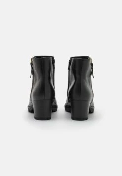 Gabor Comfort Santiags - Schwarz 11 Gabor Comfort Santiags - Schwarz -Magasin Général De Mode 65ec8fd8d9094d9ca57fe6c96afa8014
