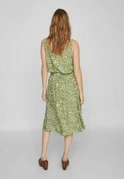 Vila Jupe Trapèze - Calliste Green 10 Vila Jupe Trapèze - Calliste Green -Magasin Général De Mode 65f0f49c30e440d09b1427b23319c3d6