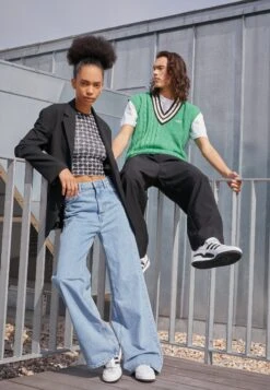 Adidas Originals Forum Unisex - Baskets Basses - White/Core Black -Magasin Général De Mode 67923a6dafd74c21974c5483976bd483