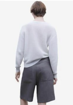 ADOLFO DOMINGUEZ V-Neckline - Pullover - Light Cream -Magasin Général De Mode 68fb4d08d7514b9aa77d6b1db0aae694