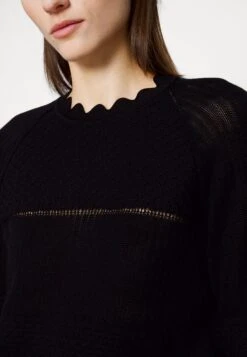 Victoria Beckham Long Sleeve Jumper - Pullover - Black 17 Victoria Beckham Long Sleeve Jumper - Pullover - Black -Magasin Général De Mode 6d4b06e11e7e44ab8da80aecaaa73234