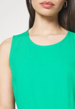 Vero Moda Petite Vmmymilo Culotte - Combinaison - Bright Green -Magasin Général De Mode 6f205633b3974577ac84fb75965f43b6