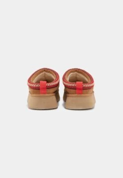 Ugg Tazz - Chaussons - Chestnut -Magasin Général De Mode 725e2db6df094e579025c7c6df03031a