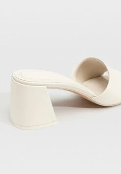 Stradivarius Wide Fit - Mules À Talons - White -Magasin Général De Mode 770c3d4b49b84bf986a1e5ad429c79d8