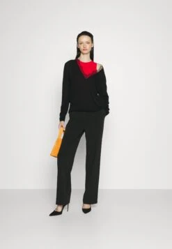 Nouvelles versions -Magasin Général De Mode 792d842f57c84c4595dc791935413975