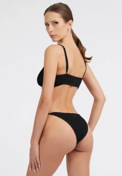Guess In Crinkle-Optik - Haut De Bikini - Schwarz -Magasin Général De Mode 7a3159371002421d8d976beabc9e899d