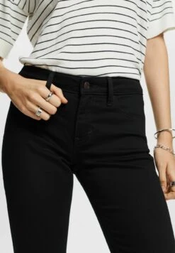 ESPRIT Jean Slim - Black Rinse -Magasin Général De Mode 7a84fbecd6a84cd7ad86609c942f3d25