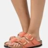 Birkenstock Arizona Big Buckle - Chaussons - Mars Red -Magasin Général De Mode 7b60330bd2054b309412fa45cd347c97