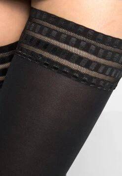 Falke Pure Matt 50 Denier Semi-Opaque Matt - Bas - Pure Matt 50 Denier Semi-Opaque Matt -Magasin Général De Mode 7e4d4ab68af74b0897915dc494b22fe5