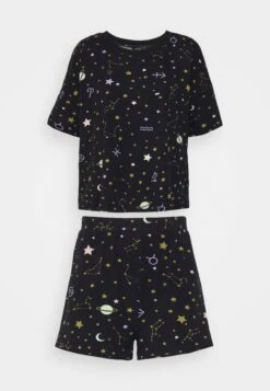 Monki Pyjama - Black 14 Monki Pyjama - Black -Magasin Général De Mode 866999a600ac4d058b9a1dbb871c2797