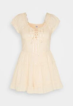 BDG Urban Outfitters Combinaison - Cream -Magasin Général De Mode 884430acdc12499b8e55e3d6cf64ecb9