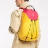 Haglöfs Corker 20L - Sac De Trekking - Pumpkin Yellow/Scarlet Red -Magasin Général De Mode 8869c30d5e3149adb8ea3f3b1b764f65