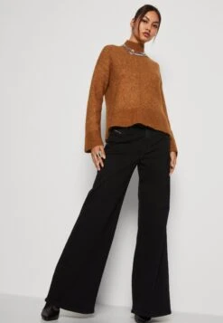 Yasnelloseam - Pullover - Rubber Melange -Magasin Général De Mode 8aae8ce946224206895a057293f428c0