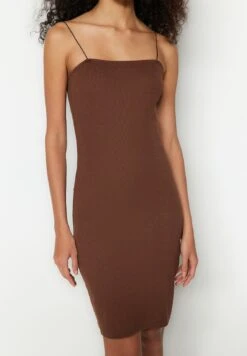 Trendyol Twoss21El2327 - Robe Fourreau - Dark Brown -Magasin Général De Mode 8bd3398b89284a0083246347efc9b7d4
