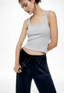 PULL & BEAR Satin Parachute - Pantalon Classique - Mottled Black -Magasin Général De Mode 8be82a7c1e5443c891440162c3358830