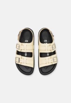 Birkenstock Cannes - Sandales - Butter -Magasin Général De Mode 8e6e7d1e3ec54fba8a9789cbc807da44