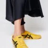 Onitsuka Tiger Mexico 66 - Baskets Basses - Yellow/Black -Magasin Général De Mode 92098c9104f0426ab4b54922407e73b0