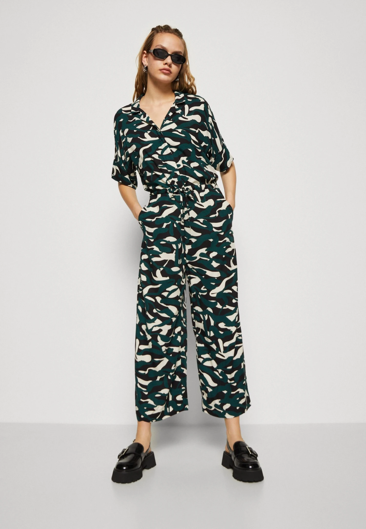 Monki Combinaison - Green 6 Monki Combinaison - Green – Image 4