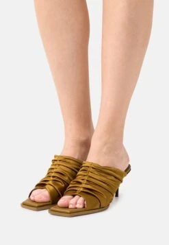 3.1 Phillip Lim Georgia Ruched Mule - Mules À Talons - Olive