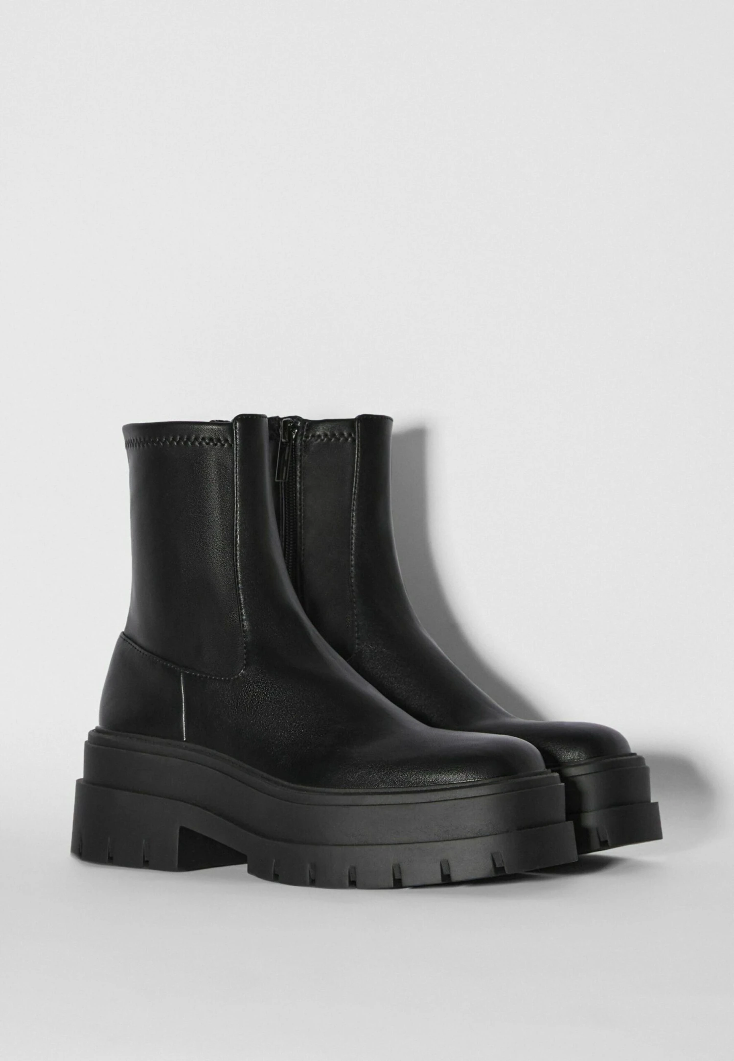 BERSHKA Bottines À Plateau - Black 5 BERSHKA Bottines À Plateau - Black – Image 3