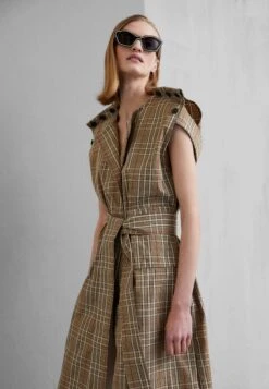 Sluk - Veste Sans Manches - Beige -Magasin Général De Mode 95beea6de0224c72bf27c905dc2c8305