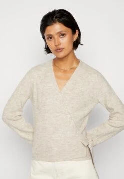 Vero Moda Vmrubellefile Wrap Cardigan - Gilet - Off-White -Magasin Général De Mode 9a3ebcb4f6c04a82875c507173e2bad5