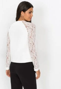 Blazer - White -Magasin Général De Mode 9b294d2baed74fd68125bcf97e1b6f96