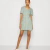 Vero Moda Vmalba Ss Short Wvn Noos - Robe Chemise - Laurel Wreath 2 Vero Moda Vmalba Ss Short Wvn Noos - Robe Chemise - Laurel Wreath -Magasin Général De Mode 9cb0f2e159f149d5a2df0e20c8ec26f3
