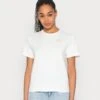 Lacoste T-Shirt Basique - Flour -Magasin Général De Mode 9eb35ab787b84d46a62daa5017b28a0c