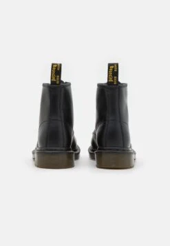 Dr. Martens 101 6 Eye Boot Unisex - Bottines À Lacets - Black -Magasin Général De Mode 9f9a94e5bb774fe38c323509f89d120a