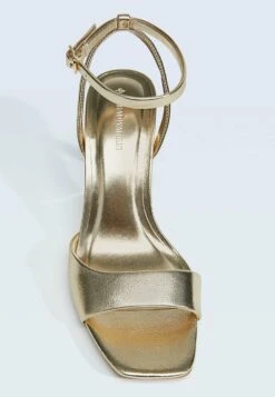 Stradivarius Chaussures De Mariée - Gold Coloured -Magasin Général De Mode a0bd5e24f6ba4510b7b98baa4dd60388
