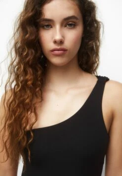 PULL & BEAR Asymmetric - Maillot De Bain - Black -Magasin Général De Mode a3ccf5fb3bb146f6ba6461c5c41f0f21