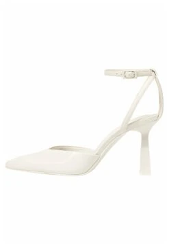 Stradivarius With Ankle Straps - Chaussures De Mariée - Off White 9 Stradivarius With Ankle Straps - Chaussures De Mariée - Off White -Magasin Général De Mode a5f3e2bcd57e4276a6c7a00b6508499f