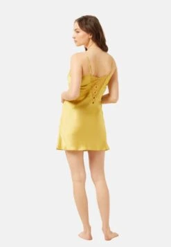 ETAM Artiste - Chemise De Nuit / Nuisette - Gold Coloured -Magasin Général De Mode a727874b635a48dd846fa58f9343a2f9