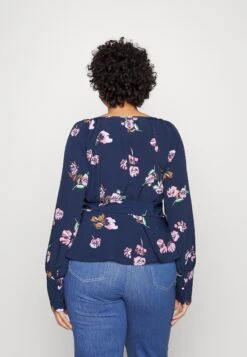 Vero Moda Curve Vmlydia Wrap - Blouse - Navy Blazer/Lana -Magasin Général De Mode aa49deaf1c9e4280b9865e9ff701c153