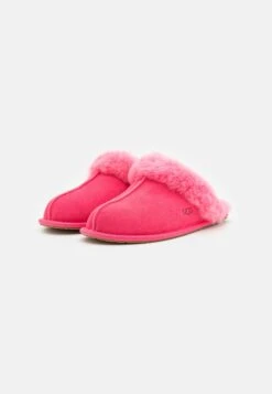 Ugg Scuffette - Chaussons - Rosy Pink 10 Ugg Scuffette - Chaussons - Rosy Pink -Magasin Général De Mode aab3ea3a112c4d06ad354a4647ebaaa4
