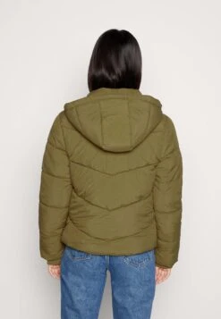 Pieces Jamilla Puffer Noosbc - Veste D'Hiver - Dark Olive 10 Pieces Jamilla Puffer Noosbc - Veste D'Hiver - Dark Olive -Magasin Général De Mode ad20303f5185430ea88a58c85d980f93