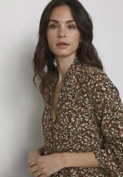 Kaffe Bpsilia - Robe De Jour - Black Rosa Flowers -Magasin Général De Mode ada37c284ee447ecb3219e1663c08357